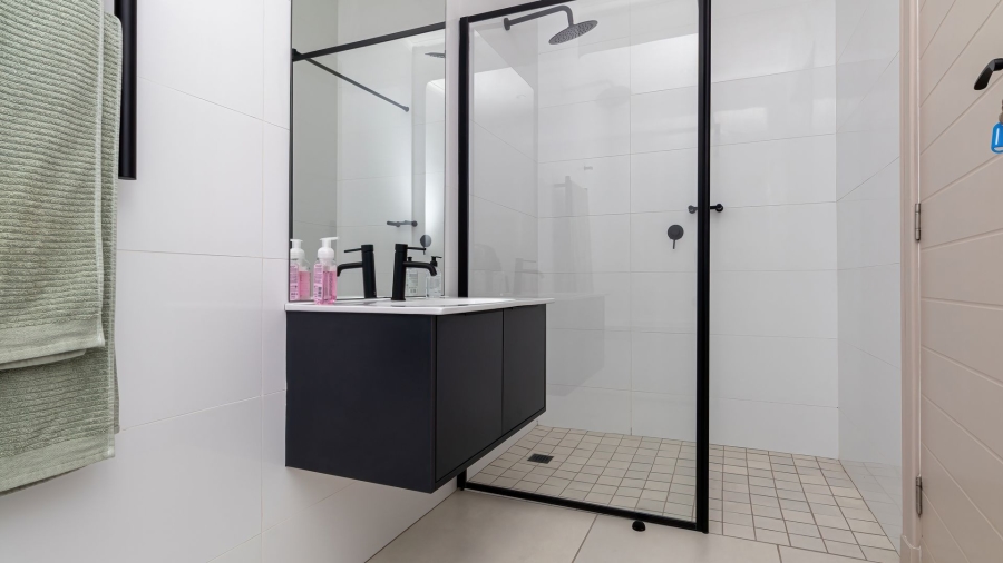 5 Bedroom Property for Sale in Pezula Private Estate Western Cape